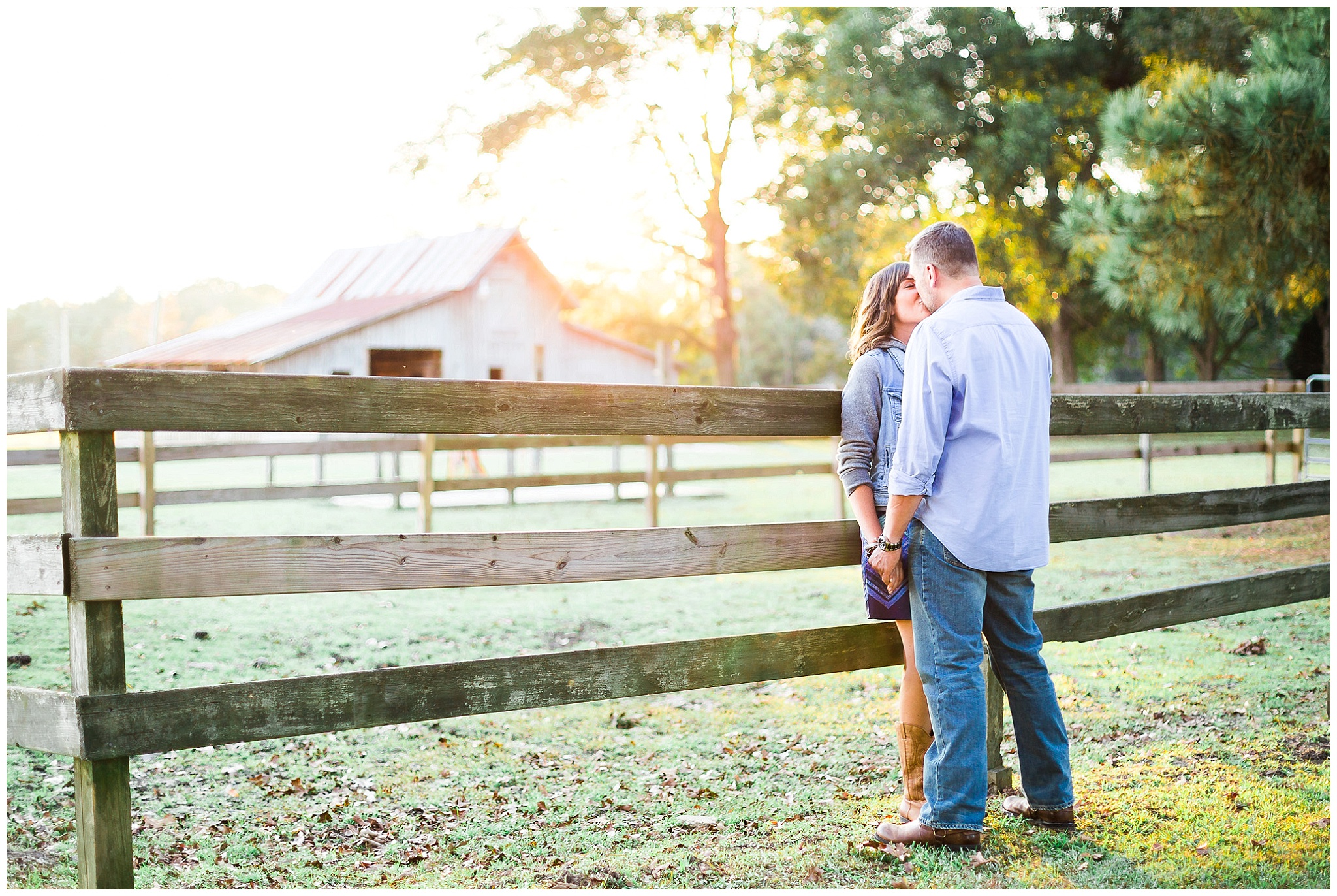 Kissing on the Sunset with barn behind captured by Myrtle Beach photographers victor Beloded